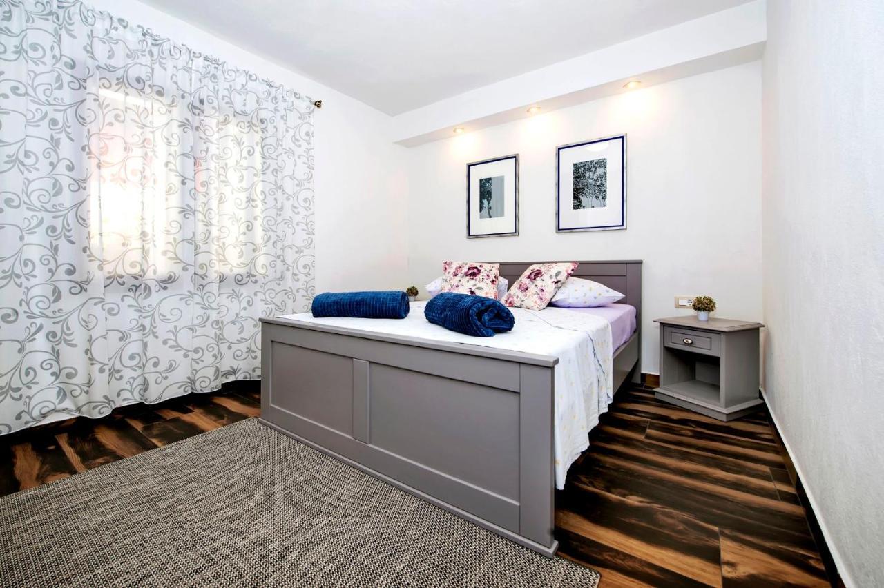 Apartments Karmen Rovinj Zewnętrze zdjęcie