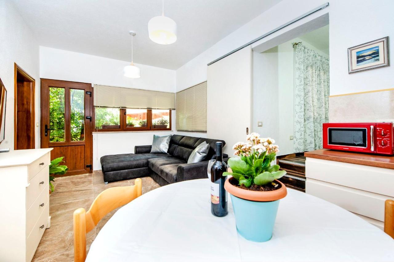 Apartments Karmen Rovinj Zewnętrze zdjęcie